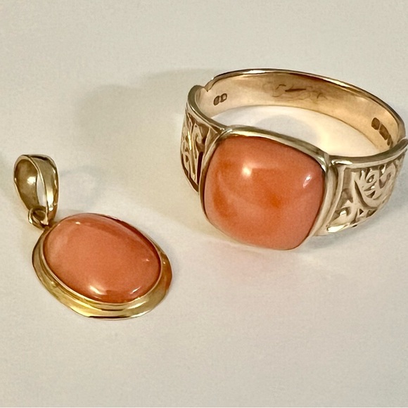 Jewelry - 9k Gold Vintage Coral Ring with Matching 14k Coral Pendant